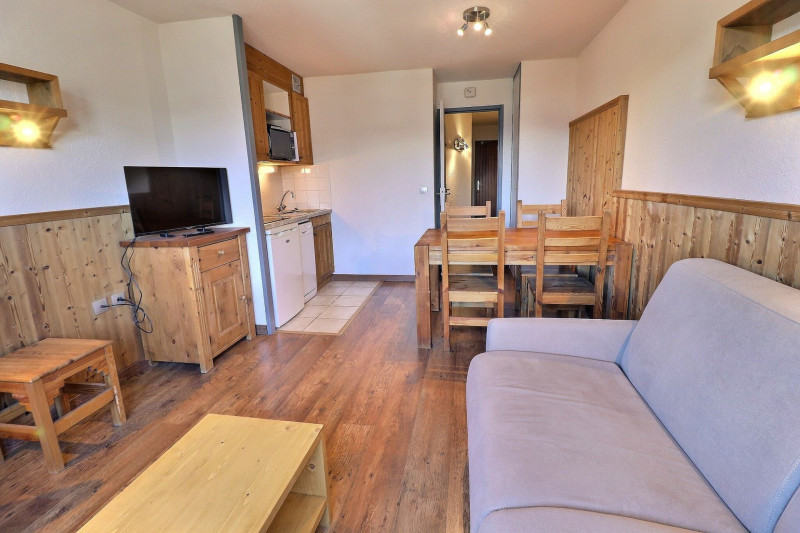 _lv_images__lot_0100001912_02_721907 _lv_images__lot_0100001912_02_721907