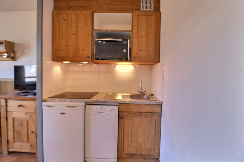 _lv_images__lot_0100001912_03_721908 _lv_images__lot_0100001912_03_721908