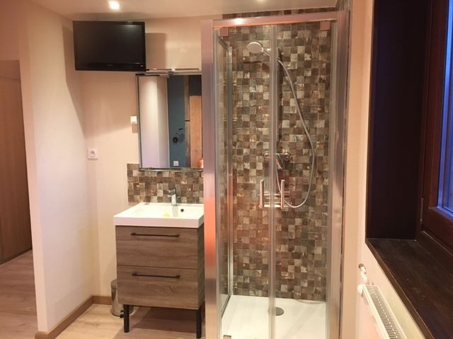 courchevel-point-douche-int-gr-chambre-1-81260 courchevel-point-douche-int-gr-chambre-1-81260