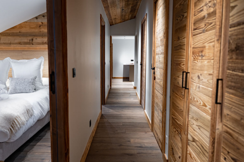hotel-steamboat-courchevel-app-b16-11-2848685