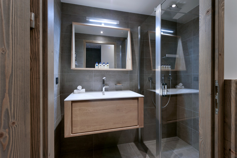 koh-i-nor-sdb-jacuzzi-web-2656121