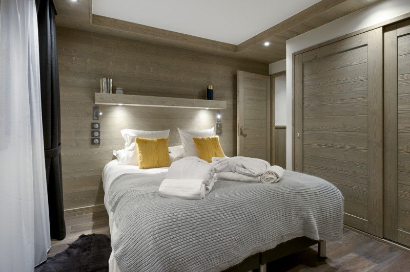 le-c-apt-a01-4-2655981