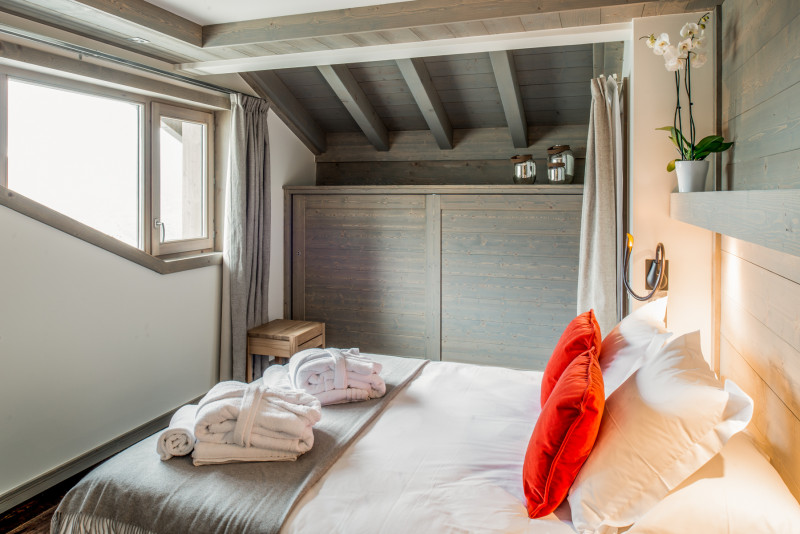 mammoth-lodge-d13-5-2908689