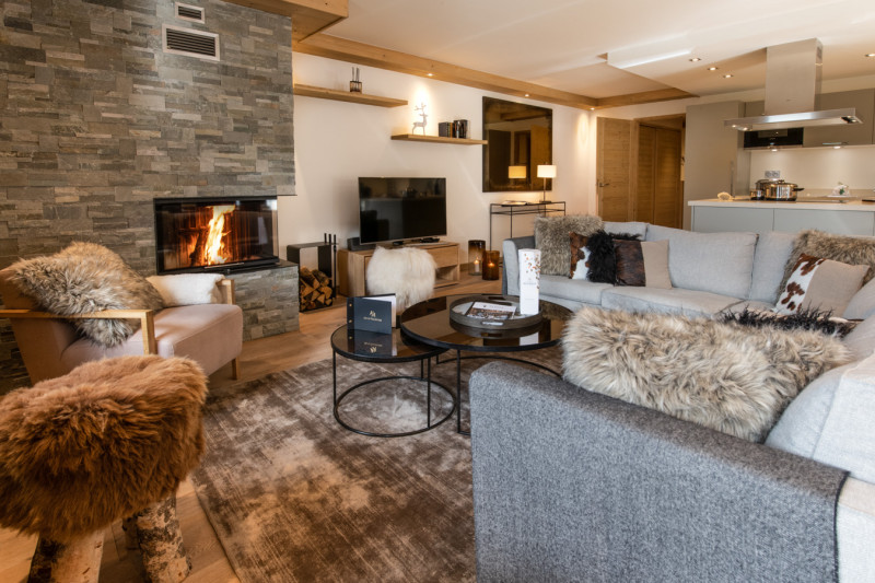 pg-mammoth-lodge-d06-002-2908599