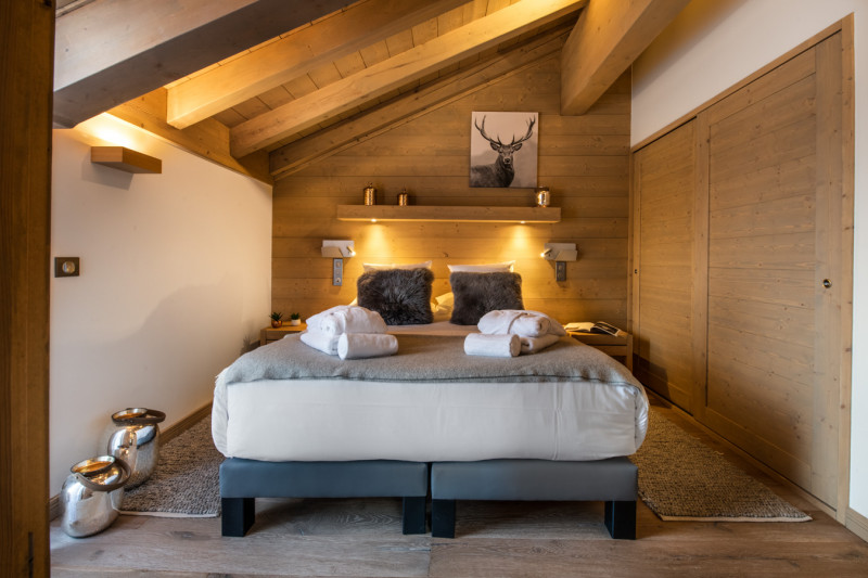 pg-mammoth-lodge-d07-010-2908621