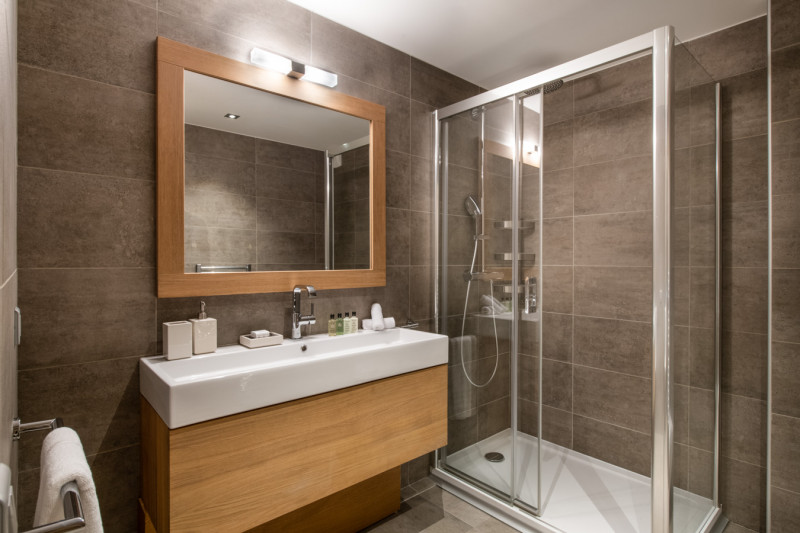 pg-whistler-lodge-b05-011-2899951 pg-whistler-lodge-b05-011-2899951