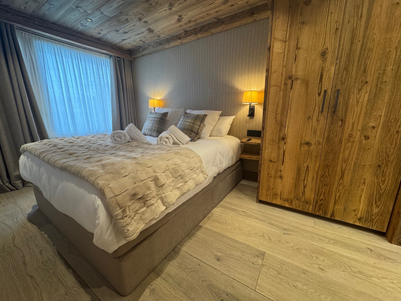 picture_estate_3895_69f9d3a7-21e0-470f-a804-ae4cf66ede63