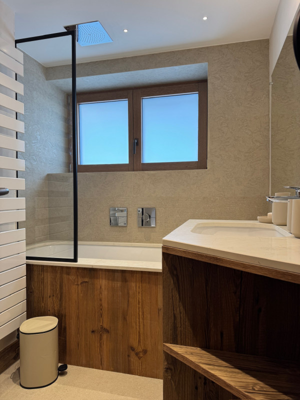 picture_estate_3895_af513def-696e-4a12-8a8f-155e4edacce6