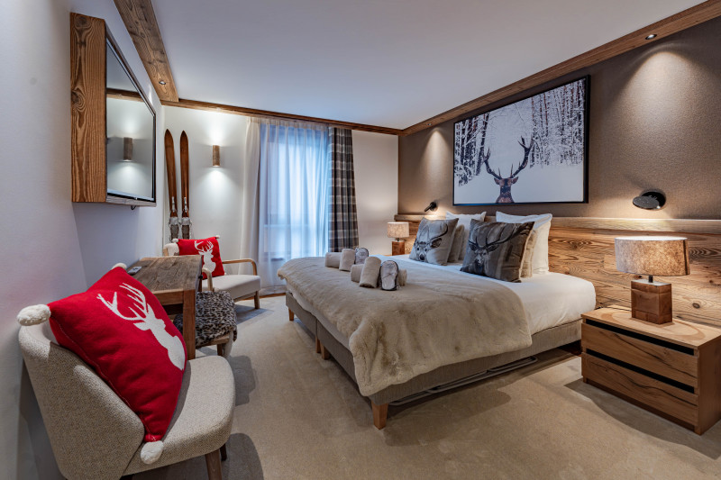 picture_estate_3912_a9962a90-2483-4112-a84b-1c82daac3100