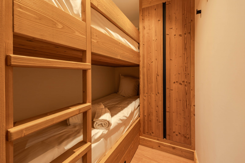 picture_estate_3925_54dcea7d-a439-4819-8223-f603a3cc317d