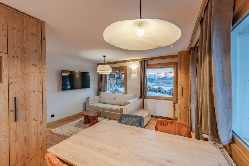 picture_estate_3925_5d426583-45a7-4dd1-a035-7693c6748124