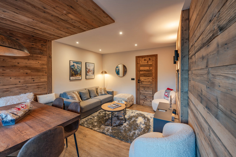 picture_estate_3932_4a264546-c58e-4ca9-8b97-207185dd91a1