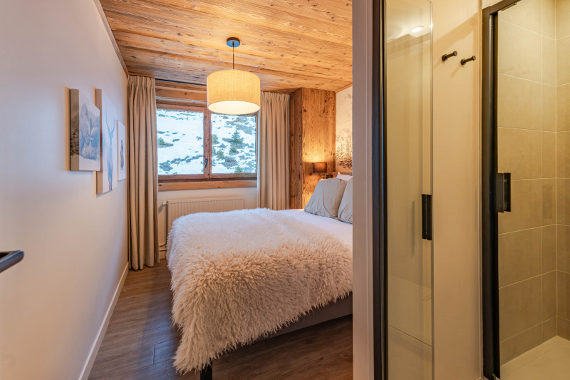 picture_estate_3932_75327751-c5f0-48e4-8956-d69ac77412d2