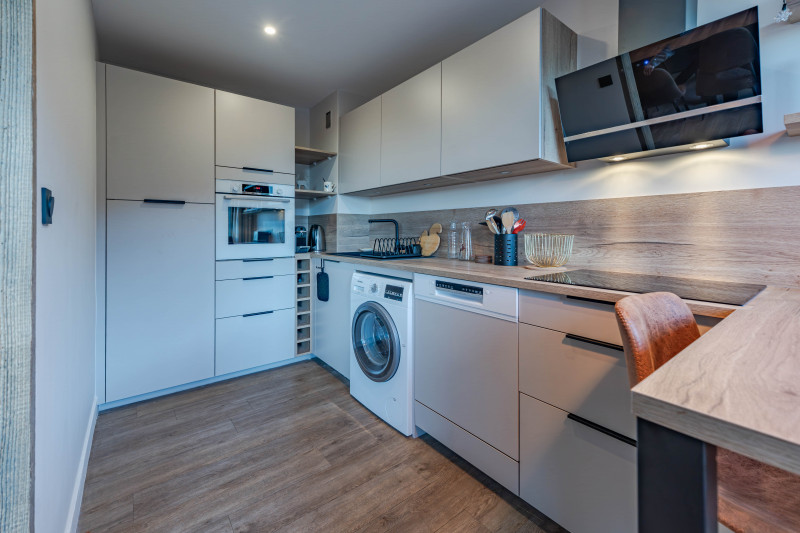 picture_estate_3932_89edecfe-be69-4f57-a216-daca3a57a9a3