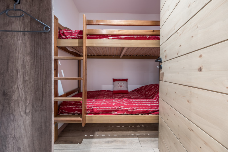 picture_estate_3934_5279d1bf-df22-49dc-9edd-6e416d67acce