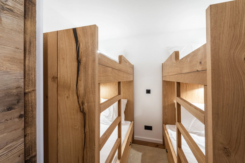 picture_estate_3937_4c827ee3-de9c-420e-8fb5-380ae3b22ae5