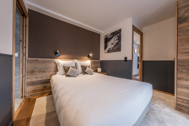 picture_estate_3939_0d0d2e8a-fa31-4848-aecd-016eb8fea0e6