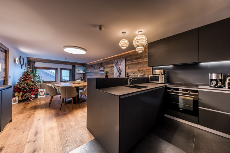 picture_estate_3940_5d49c356-d96f-4dbc-8589-1b77c7100918