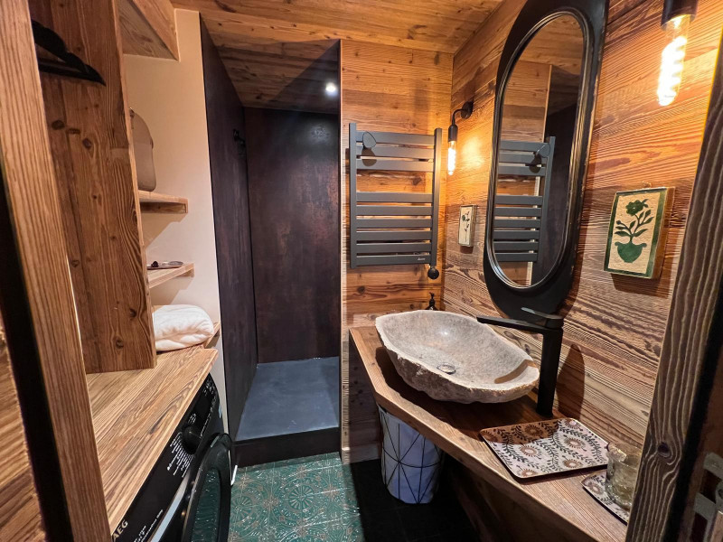 salle-de-douche-2-703979